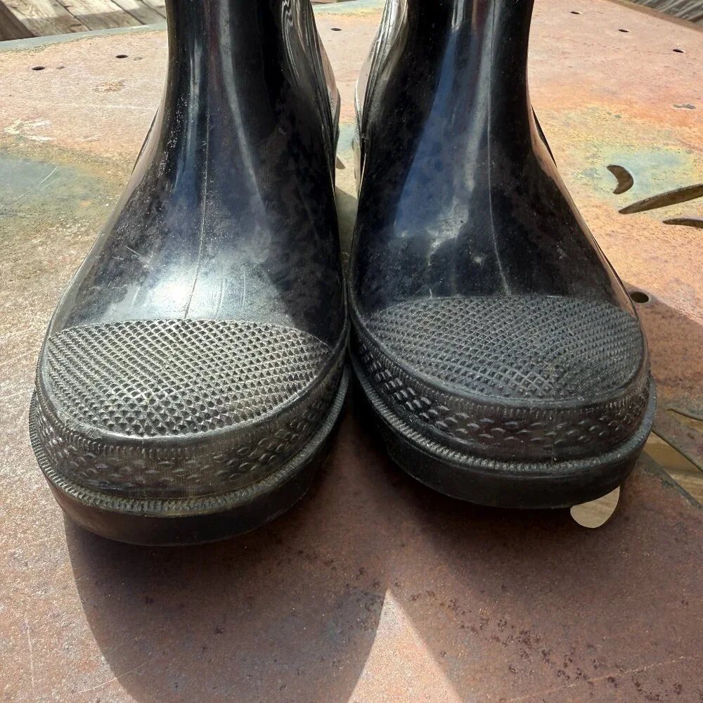 Vintage Calvin Klein Black & Clear Snakeskin Pull-On Rain Boots